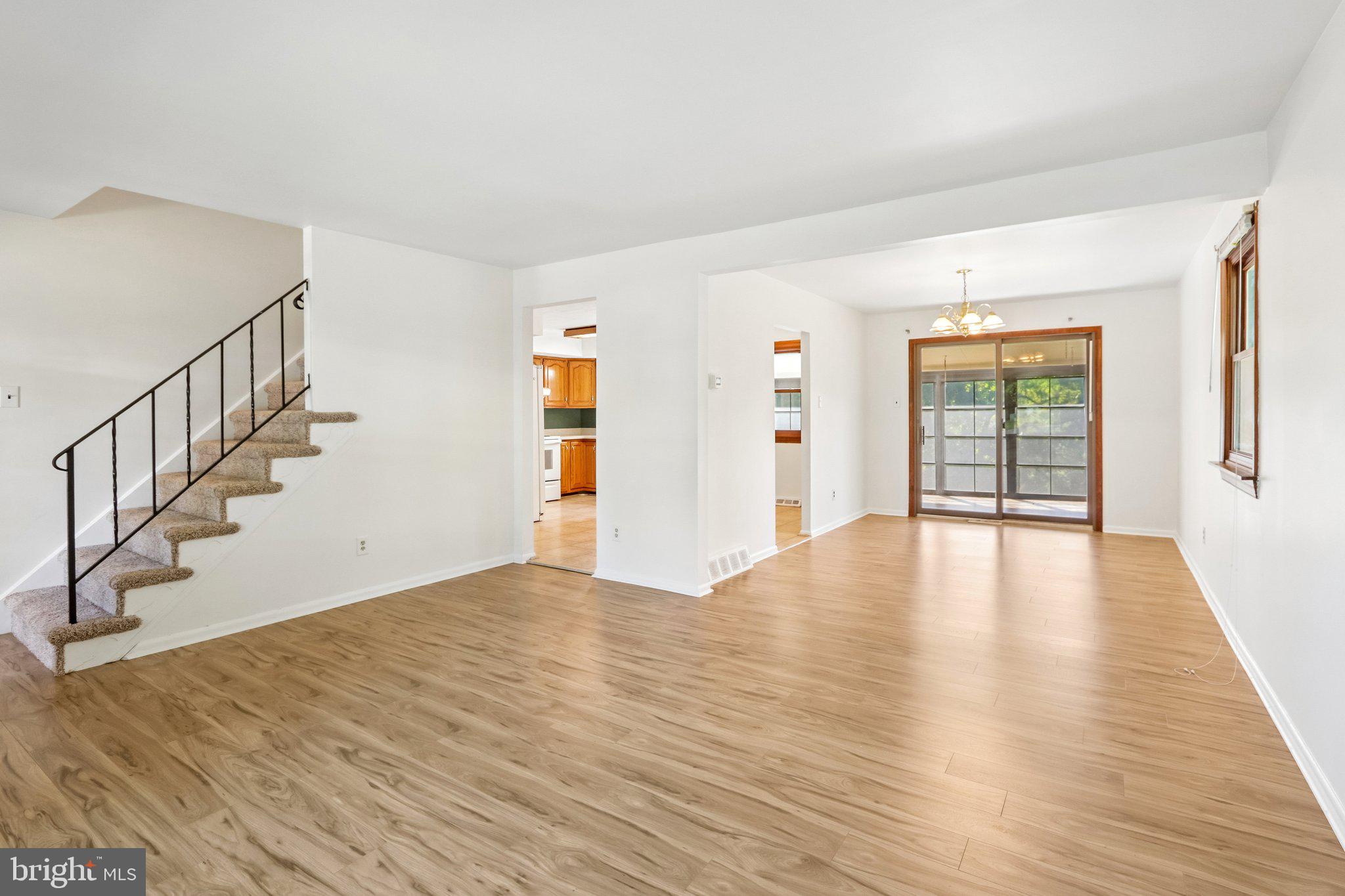 318 LAUREL DRIVE