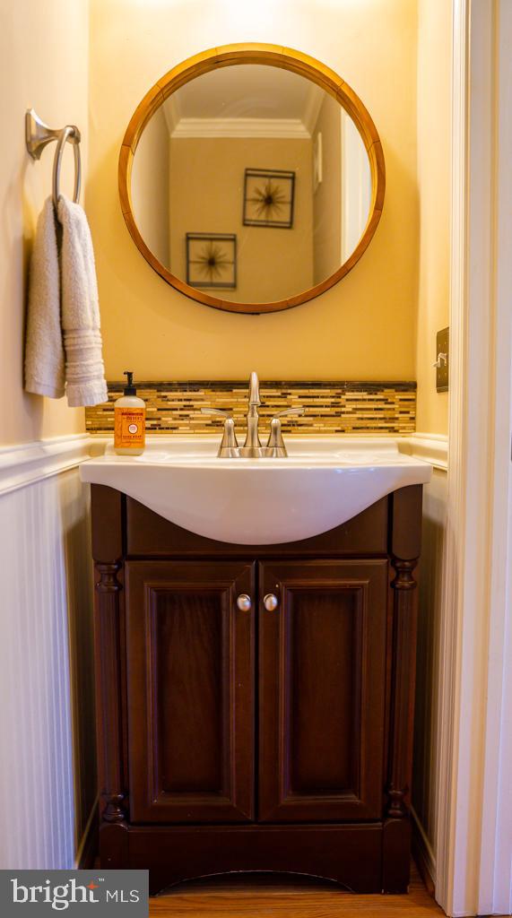 BLOOMS CROSSING - Residential