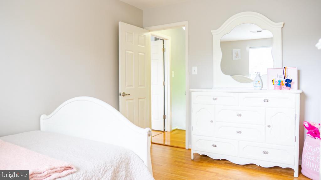 BLOOMS CROSSING - Residential