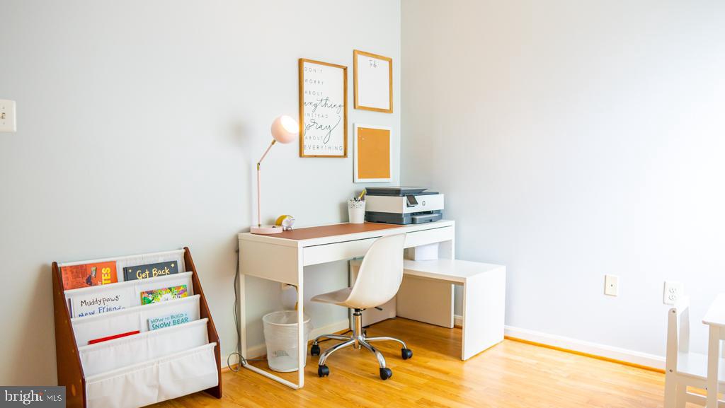 BLOOMS CROSSING - Residential