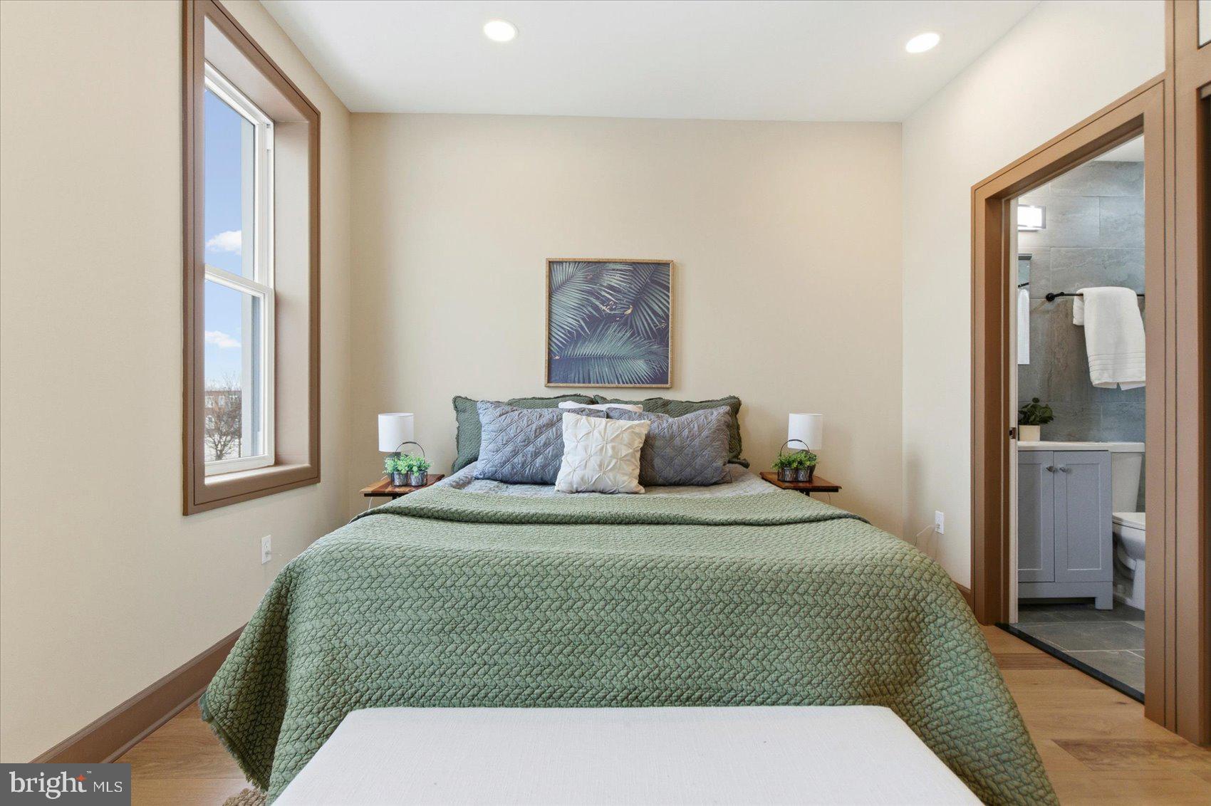 BROADWAY EAST - Residential