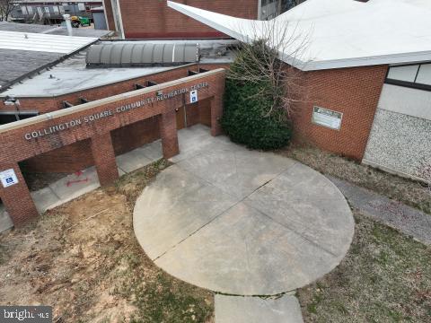 BROADWAY EAST - Residential