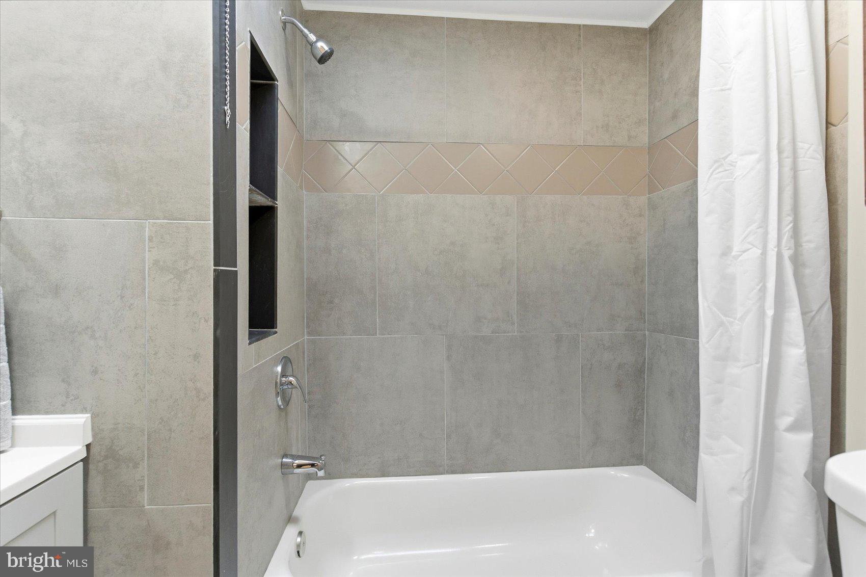 BROADWAY EAST - Residential