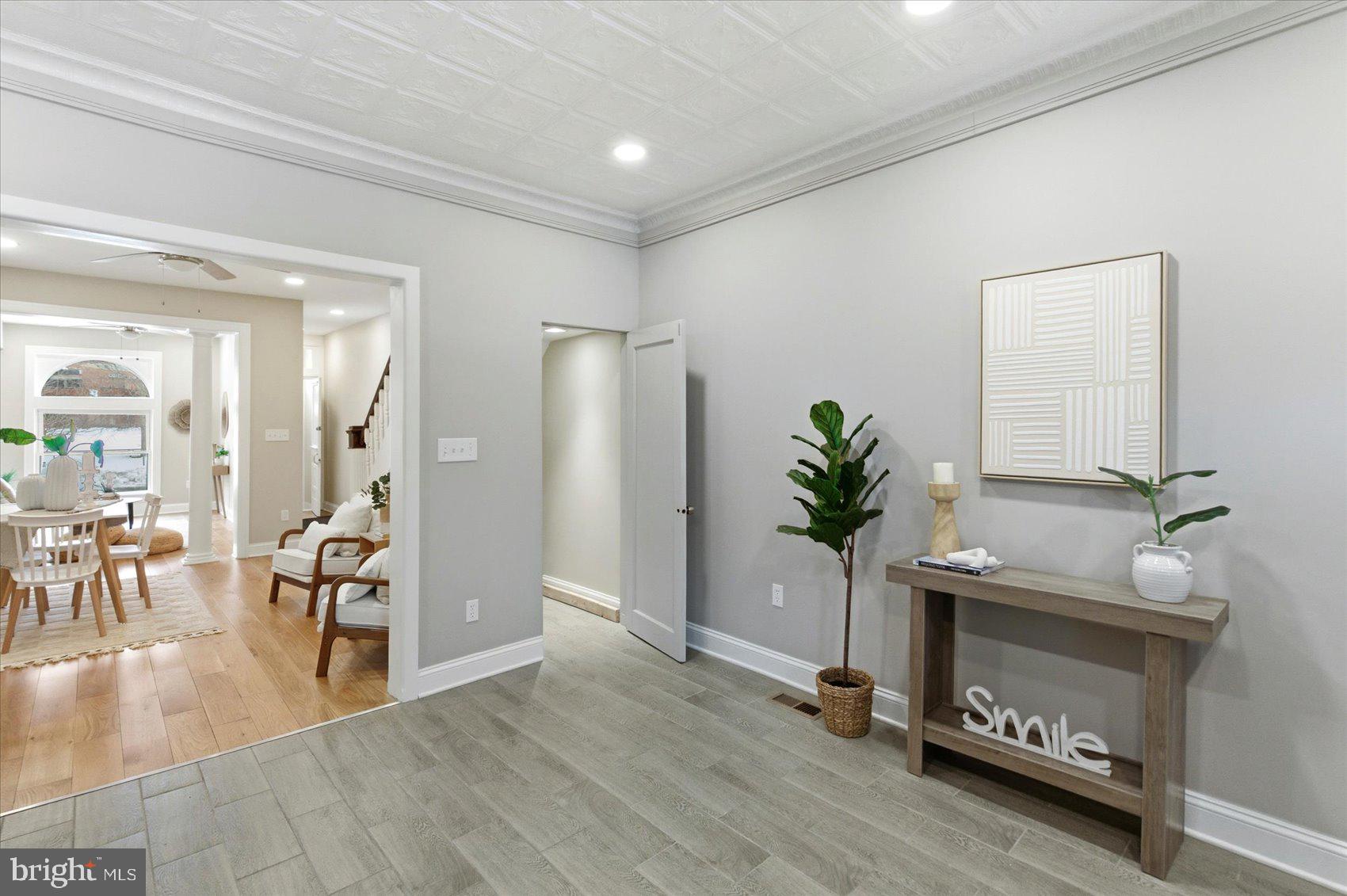 BROADWAY EAST - Residential