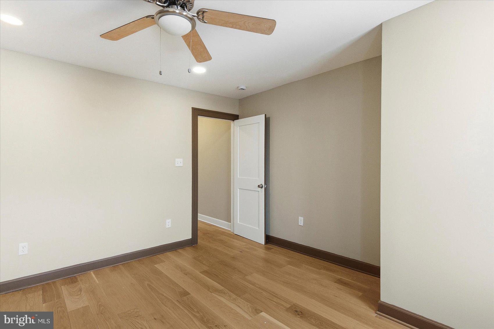 BROADWAY EAST - Residential