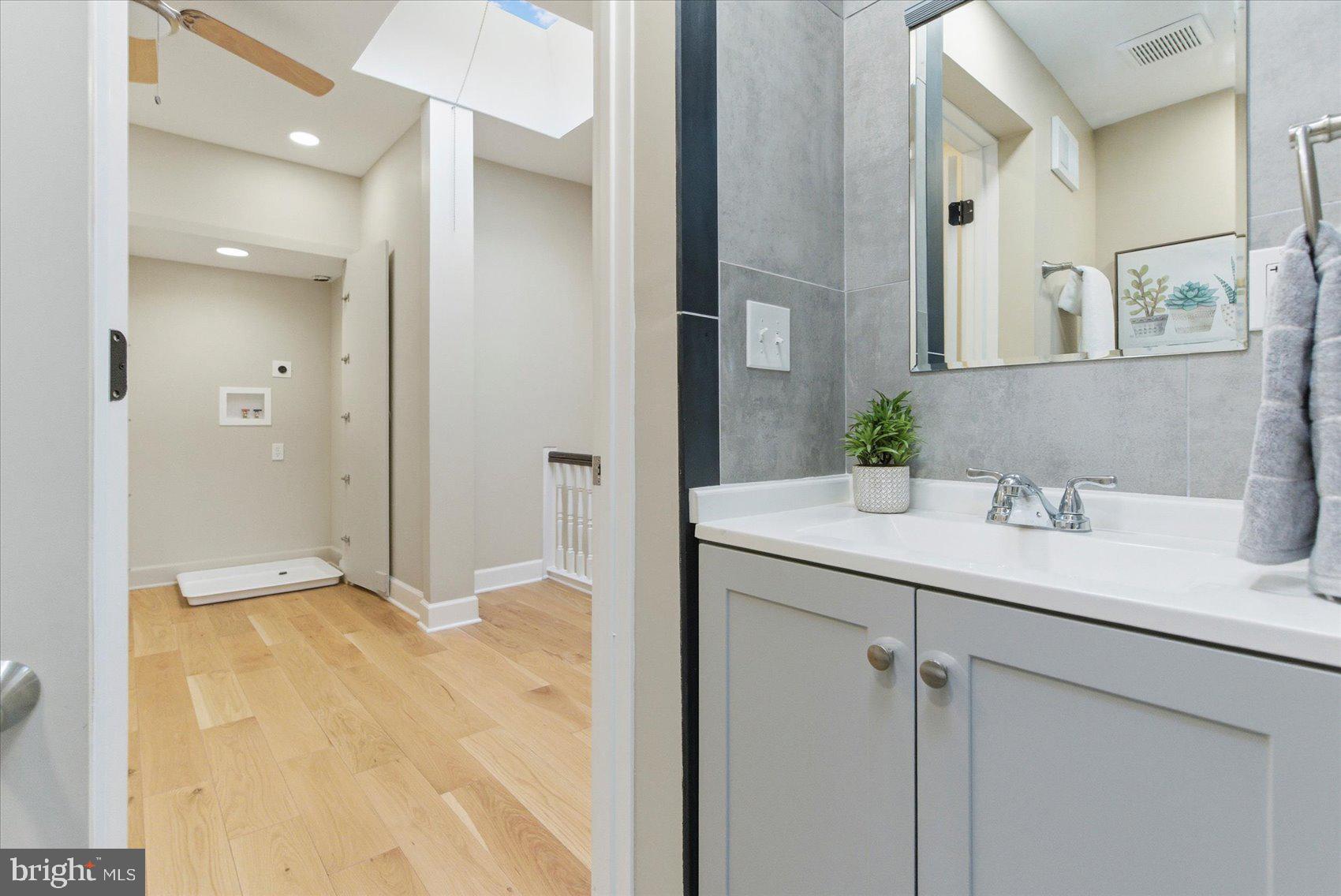 BROADWAY EAST - Residential