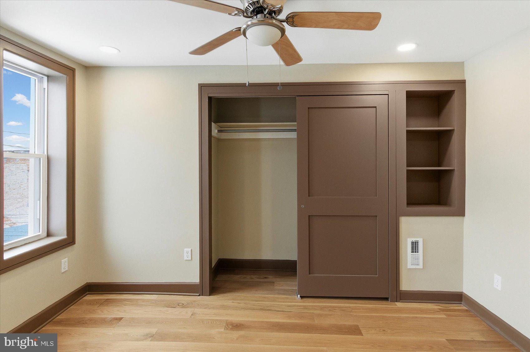 BROADWAY EAST - Residential