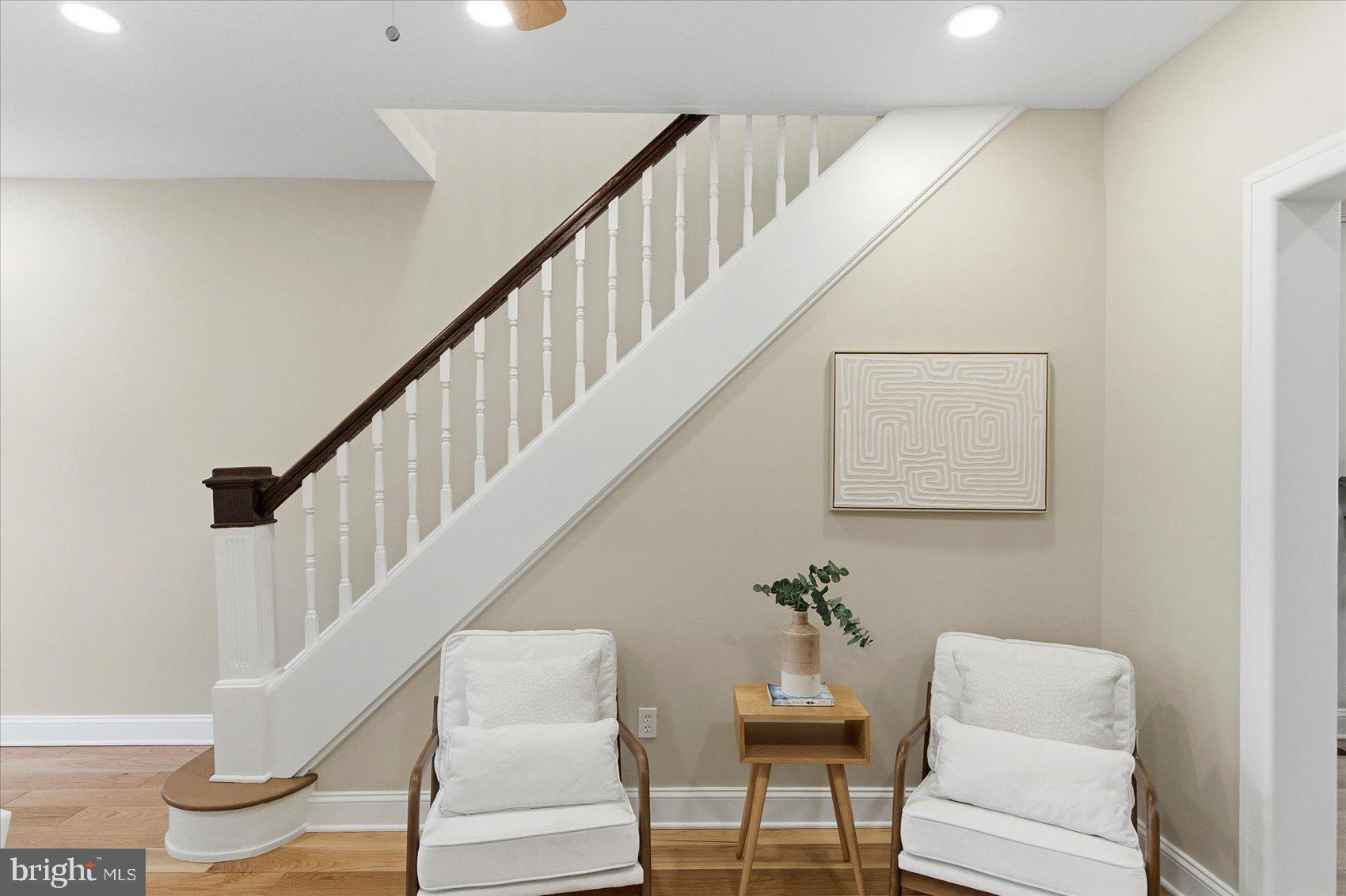 BROADWAY EAST - Residential