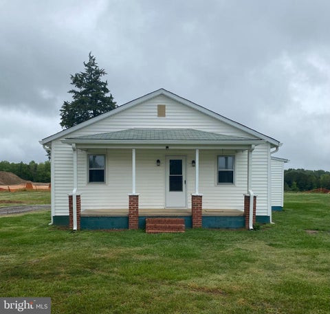 Homes For Rent - 17169 Chestnut Lane<br/> MILFORD, VA 22514
