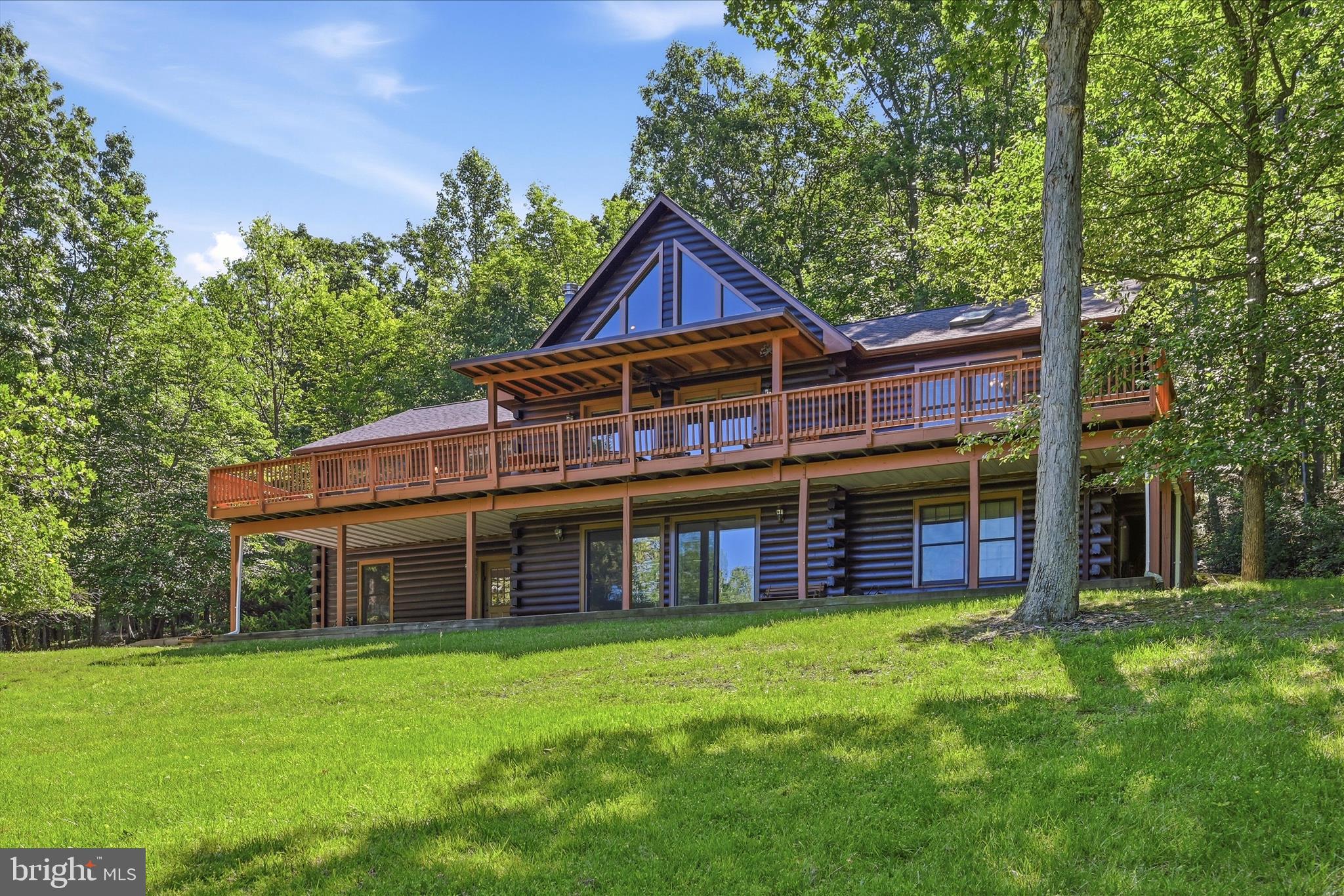 42 FOXRIDGE LANE