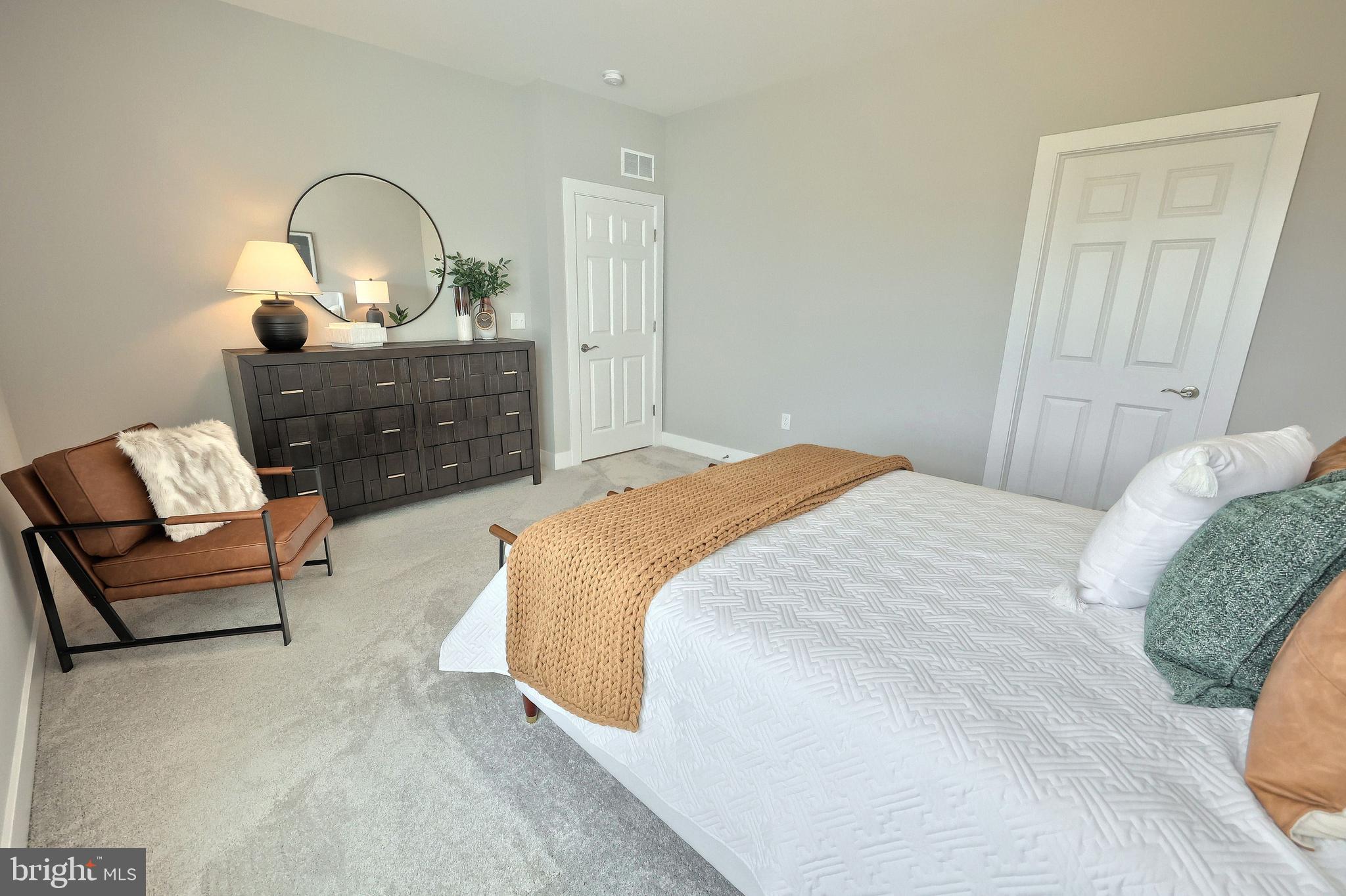 WINDING CREEK - Residential