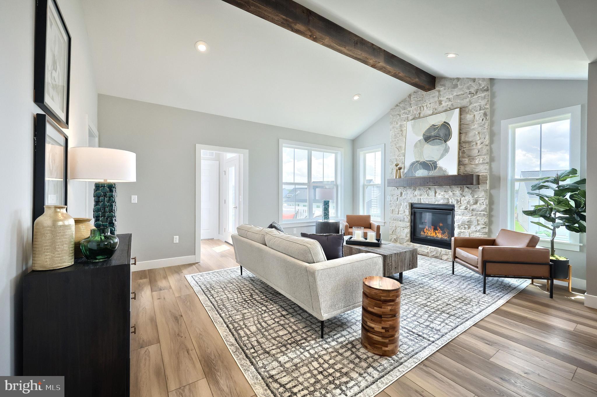 WINDING CREEK - Residential