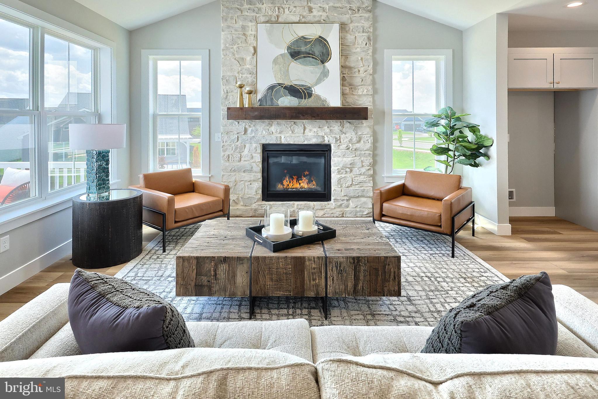 WINDING CREEK - Residential