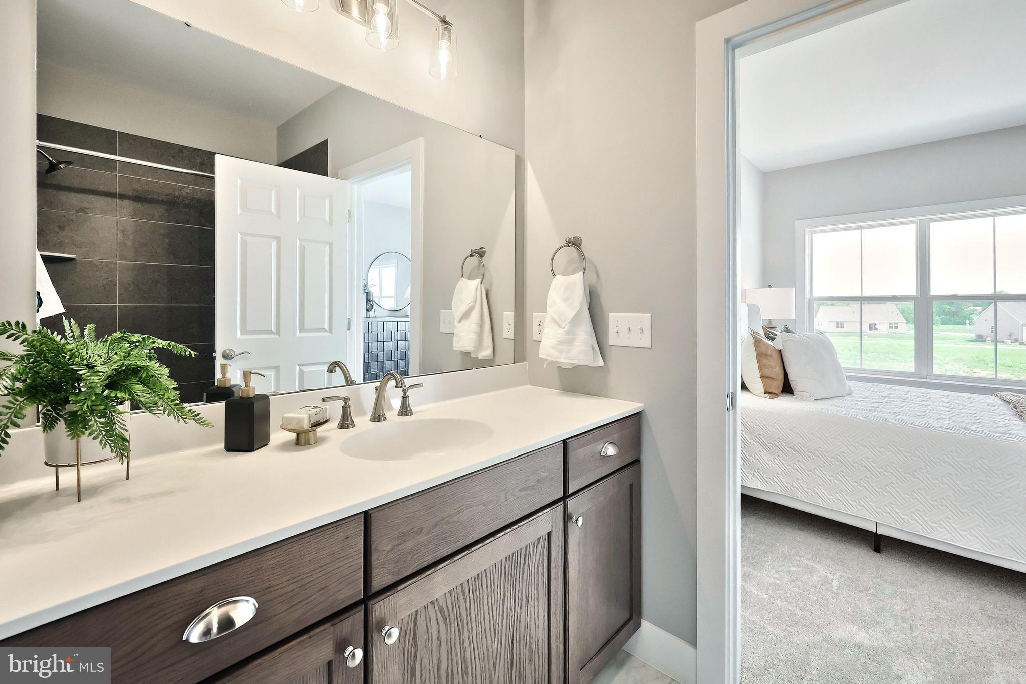 WINDING CREEK - Residential