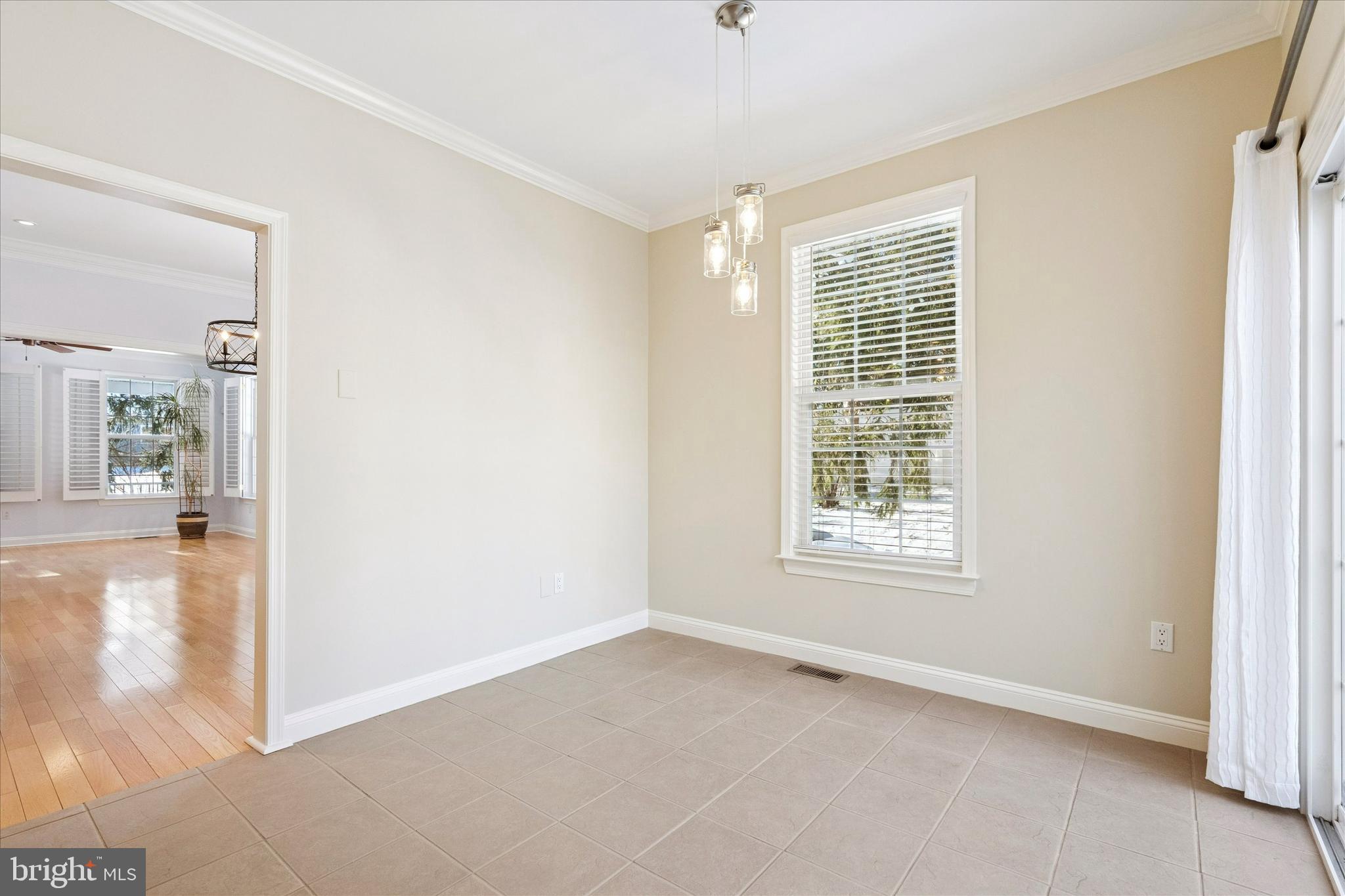 LANTERN HILL - Residential