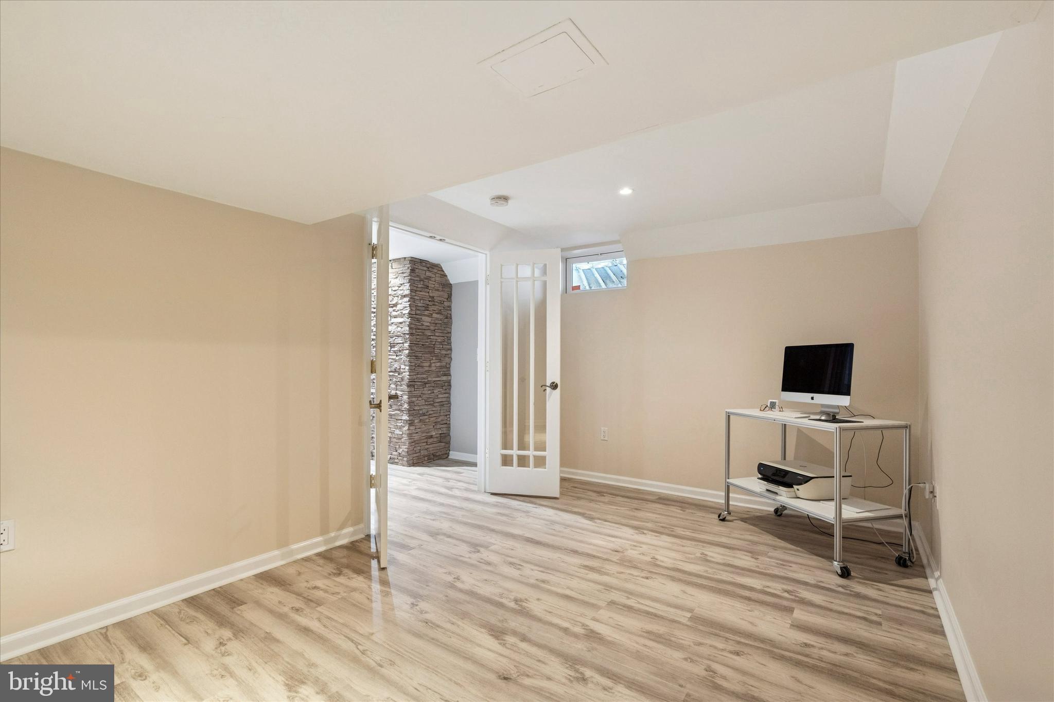 LANTERN HILL - Residential