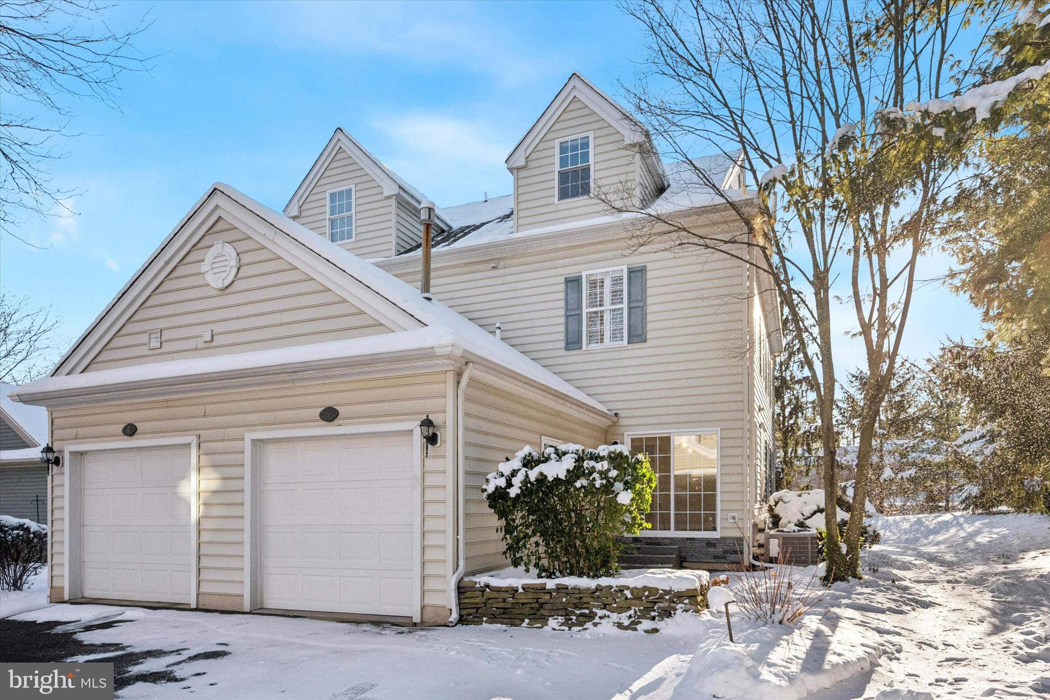 LANTERN HILL - Residential