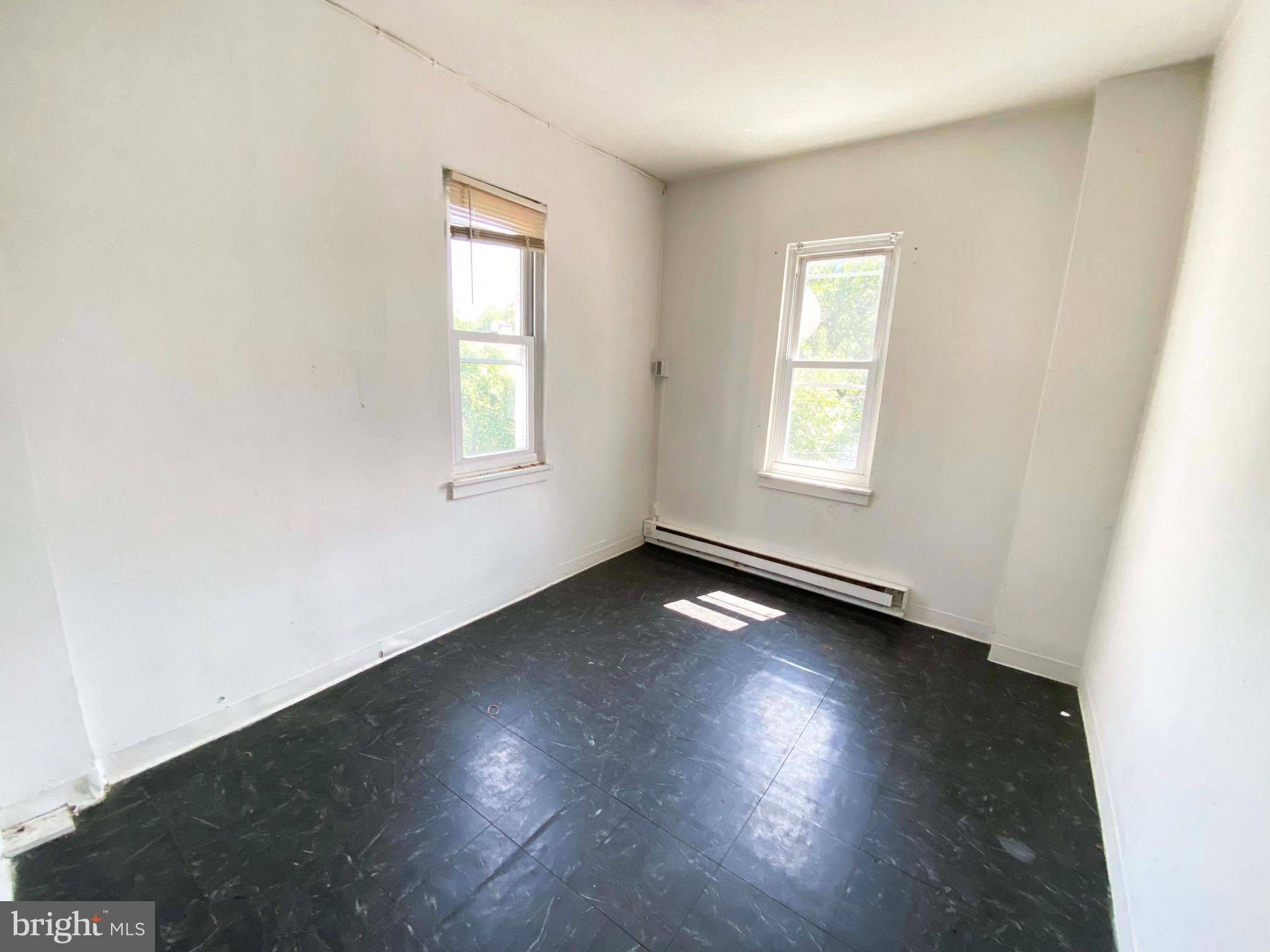 248 E CAMBRIA STREET 2ND FL