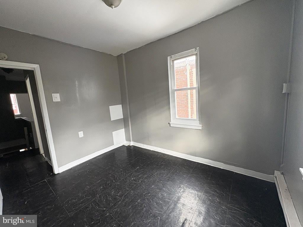 248 E CAMBRIA STREET 2ND FL