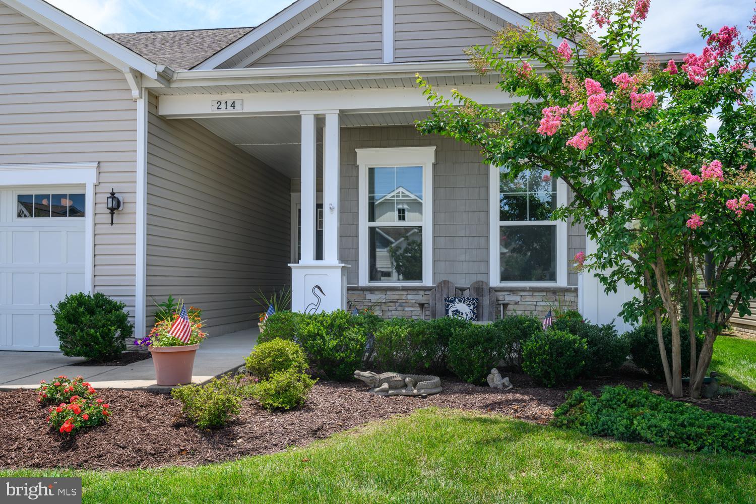 214 BAYBERRY DRIVE