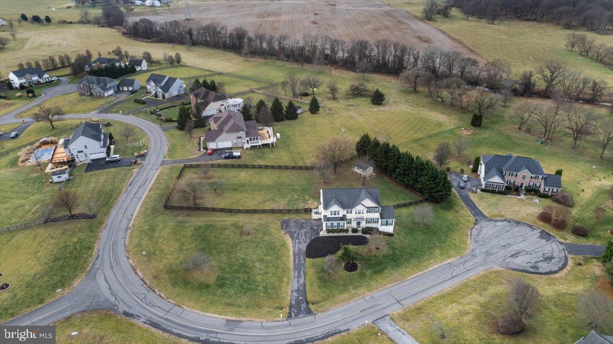 SPRUCE HILL ESTATES - Residential