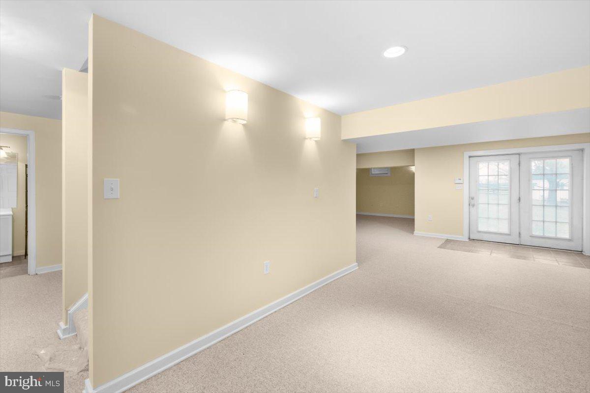 SPRUCE HILL ESTATES - Residential