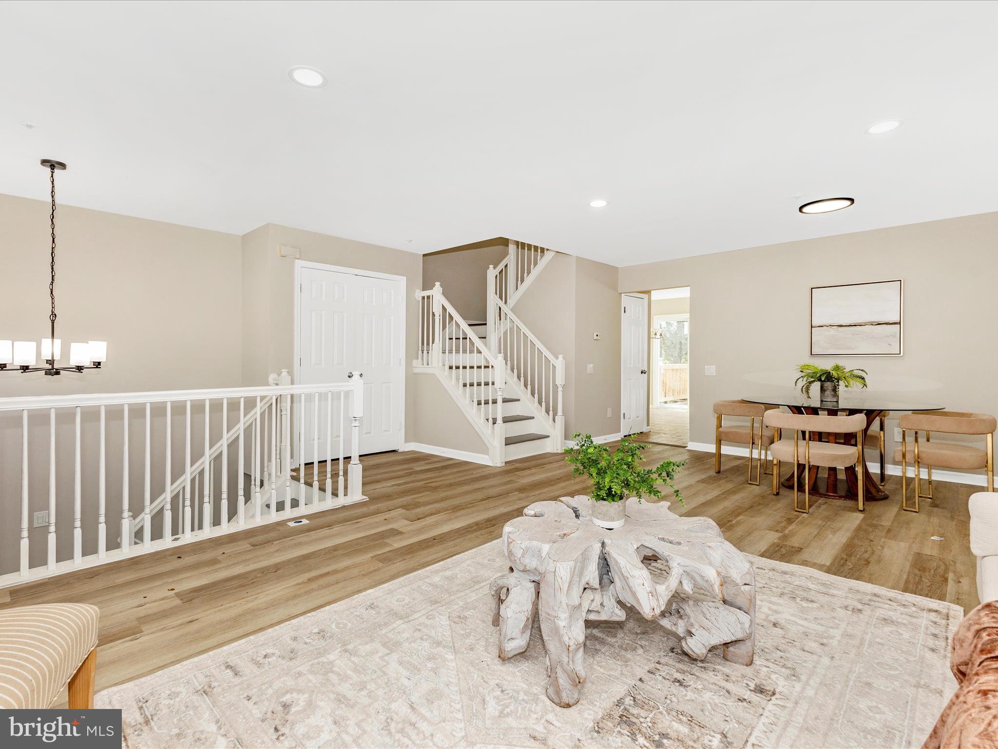 SPRING RIDGE - Residential