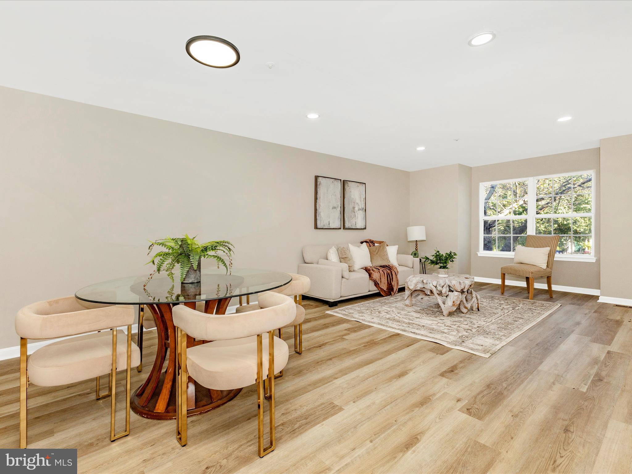 SPRING RIDGE - Residential