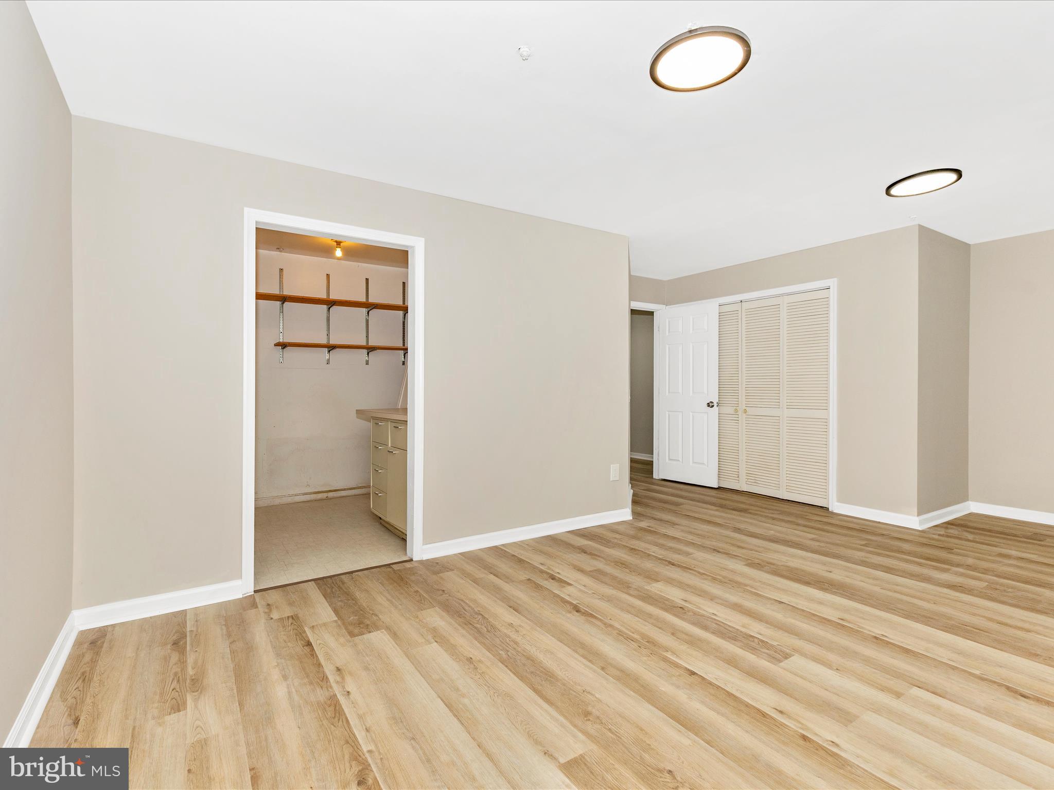 SPRING RIDGE - Residential