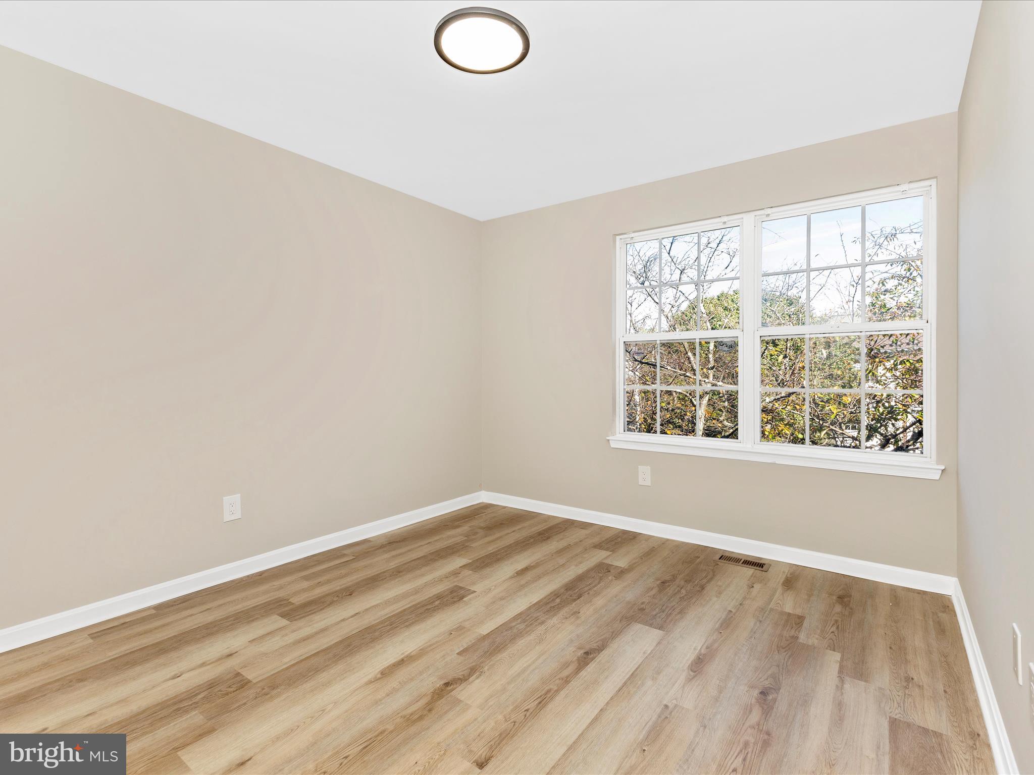 SPRING RIDGE - Residential