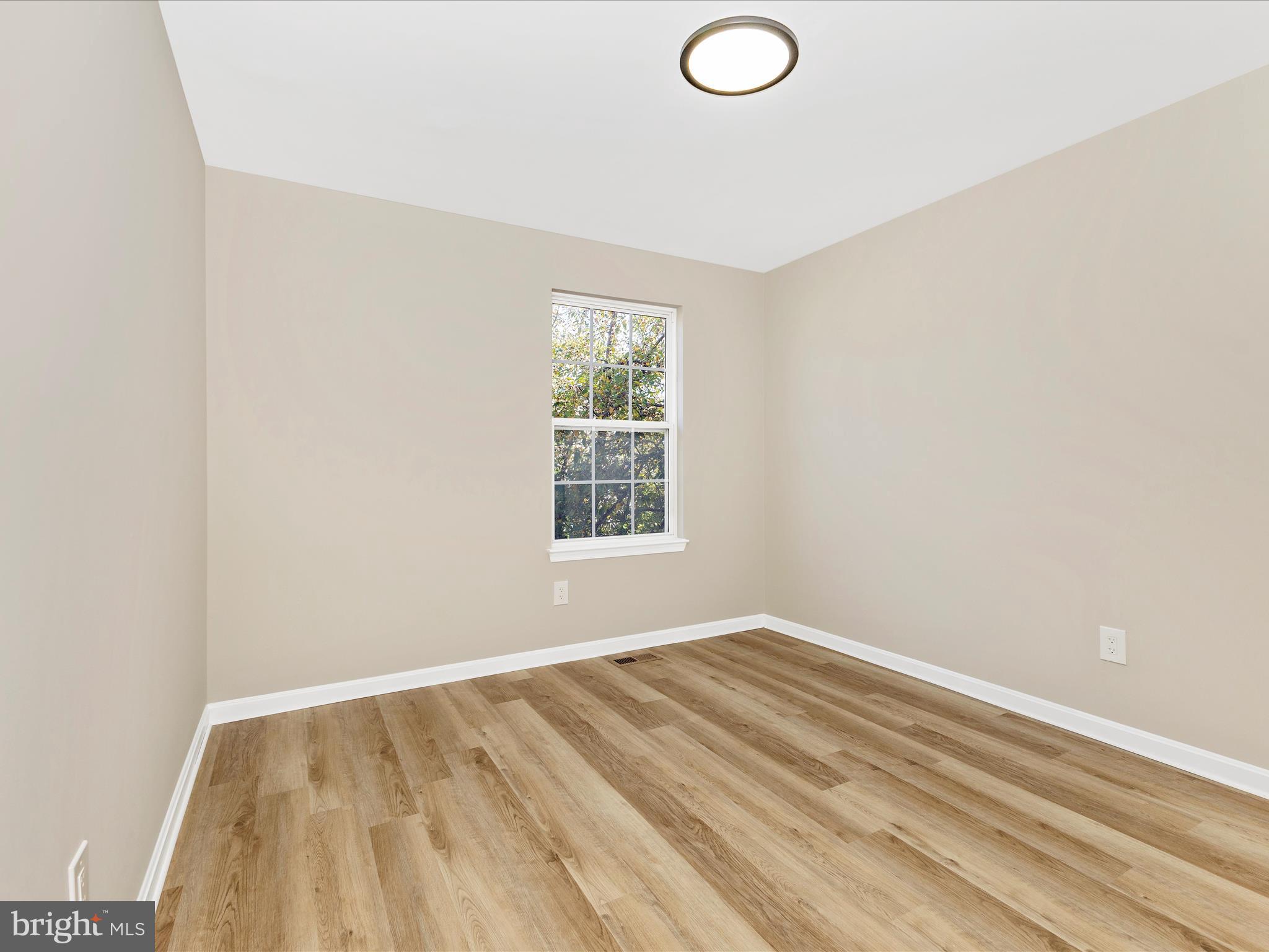 SPRING RIDGE - Residential