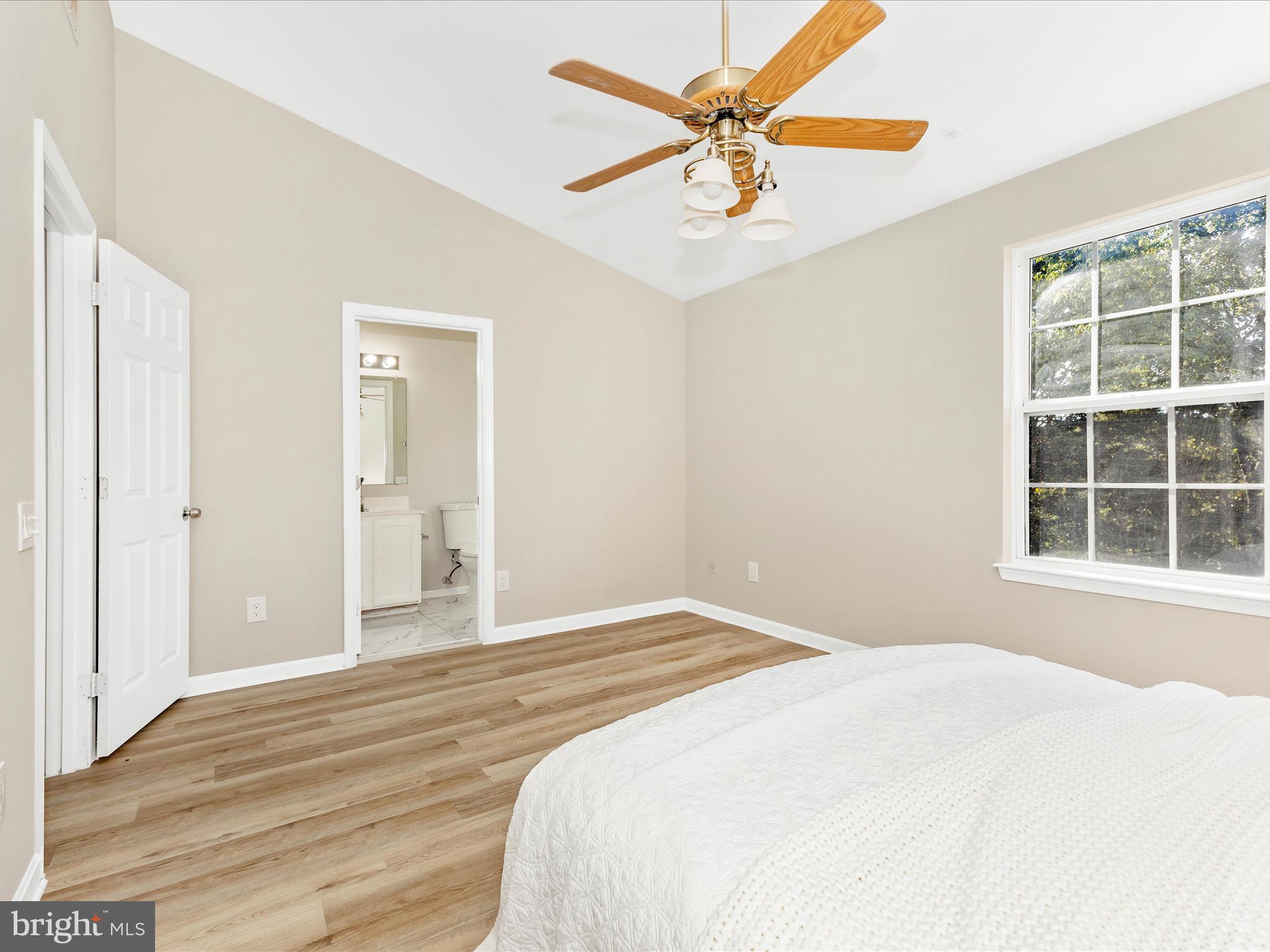 SPRING RIDGE - Residential