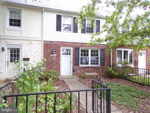 Townhouse For Rent - 4772 21st Road<br/> ARLINGTON, VA 22207