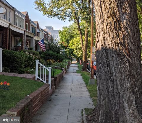 332 19TH STREET NE WASHINGTON DC 20002