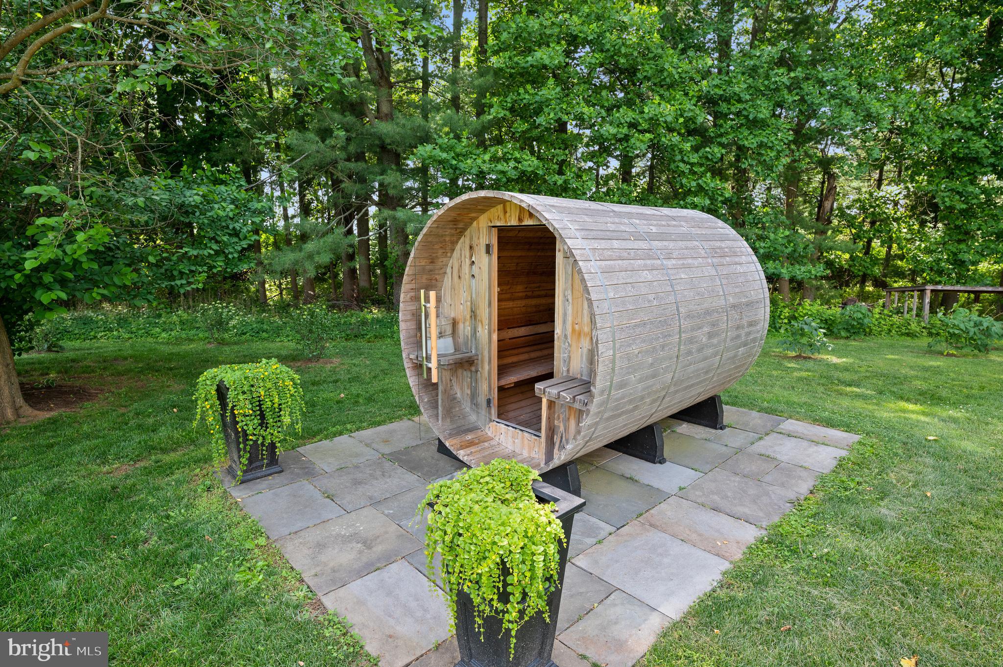 RADNOR HUNT - Residential