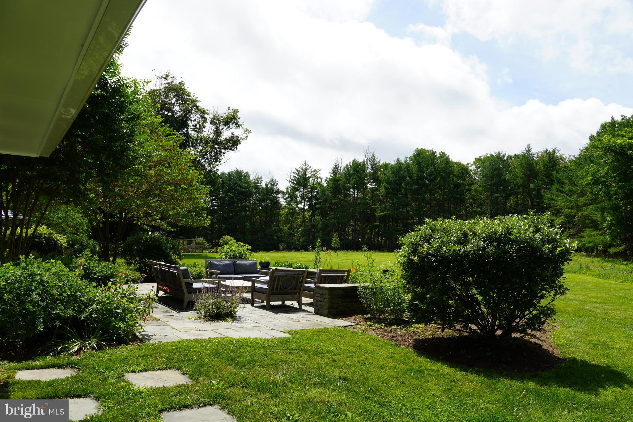 RADNOR HUNT - Residential