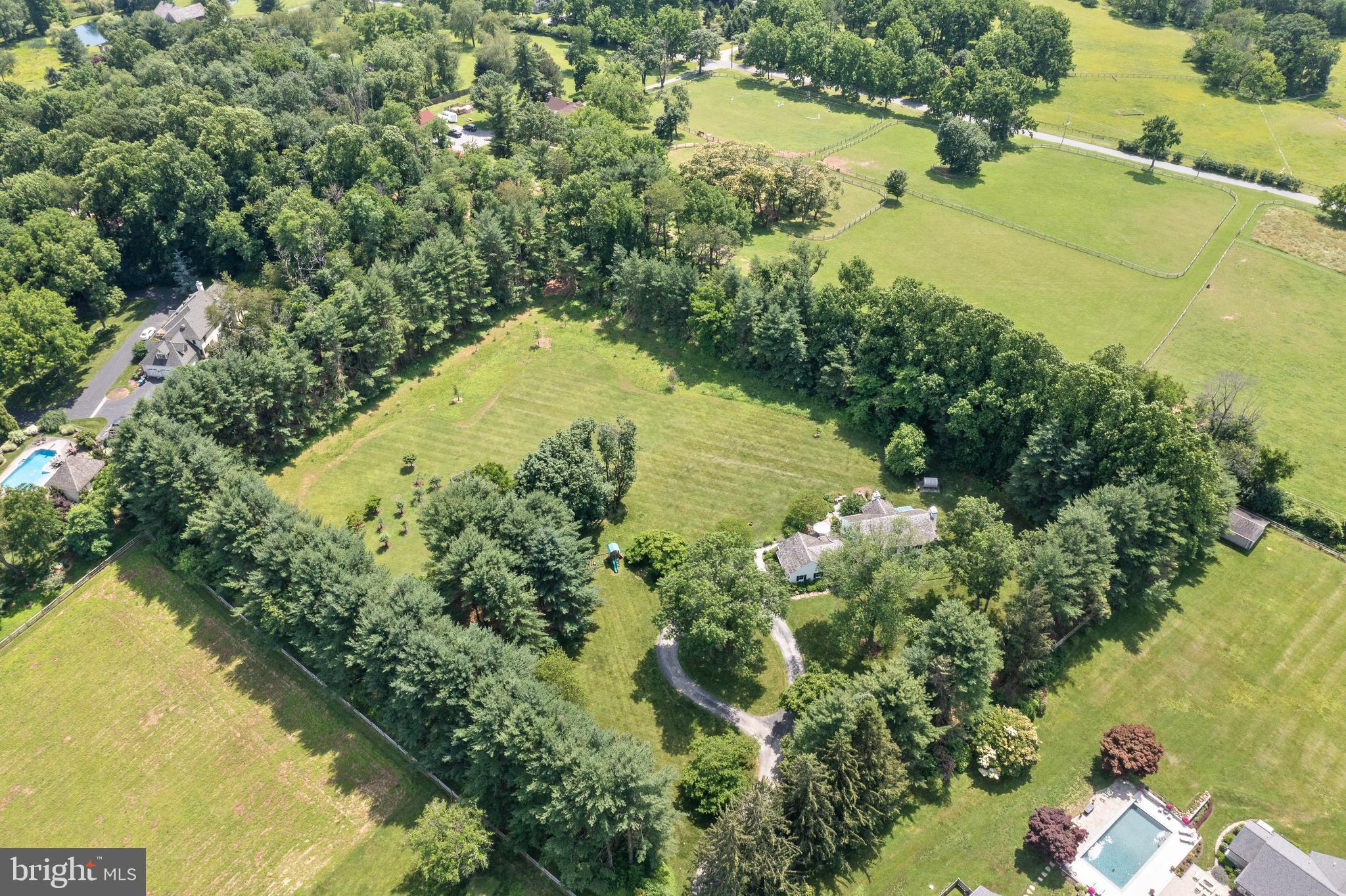 RADNOR HUNT - Residential