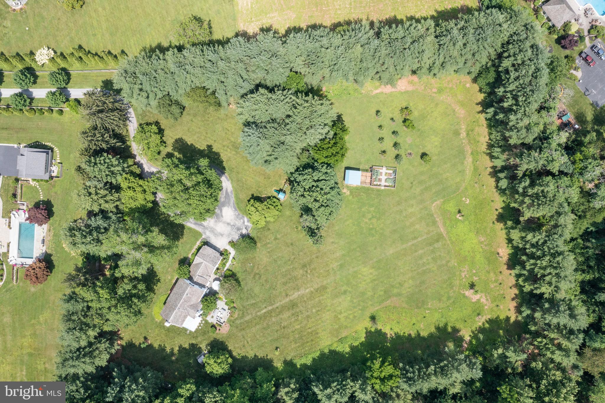 RADNOR HUNT - Residential