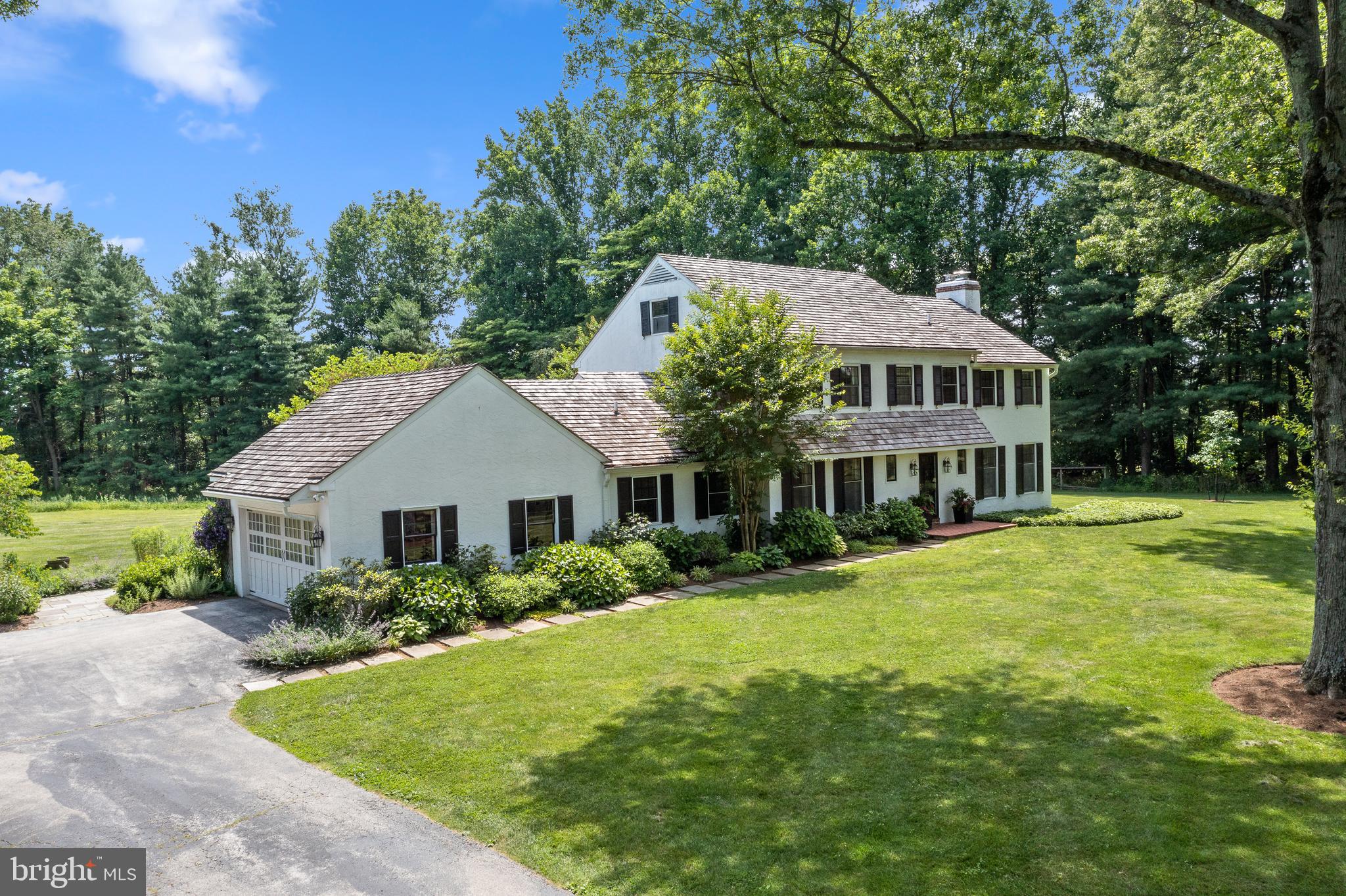 RADNOR HUNT - Residential