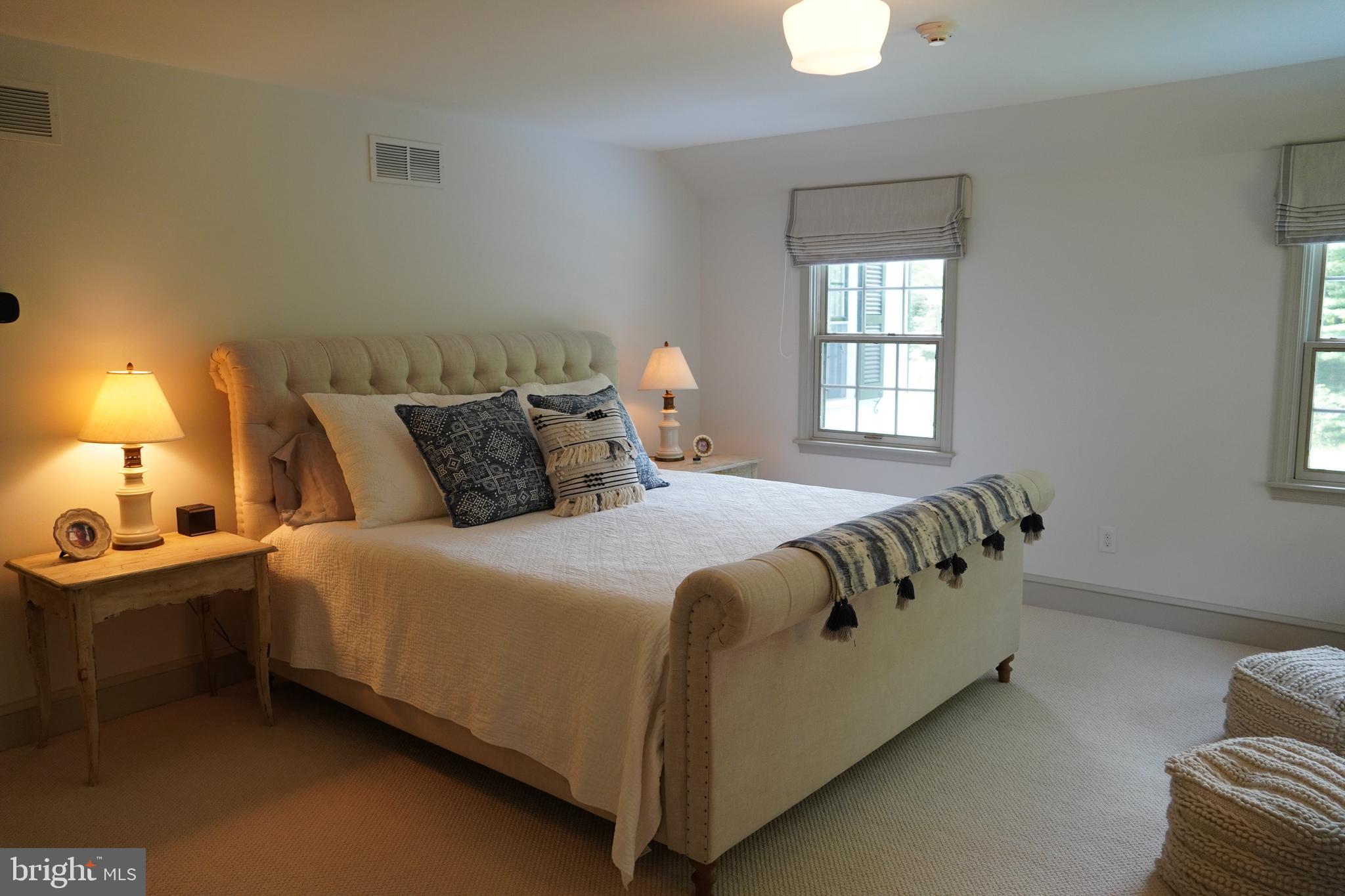 RADNOR HUNT - Residential