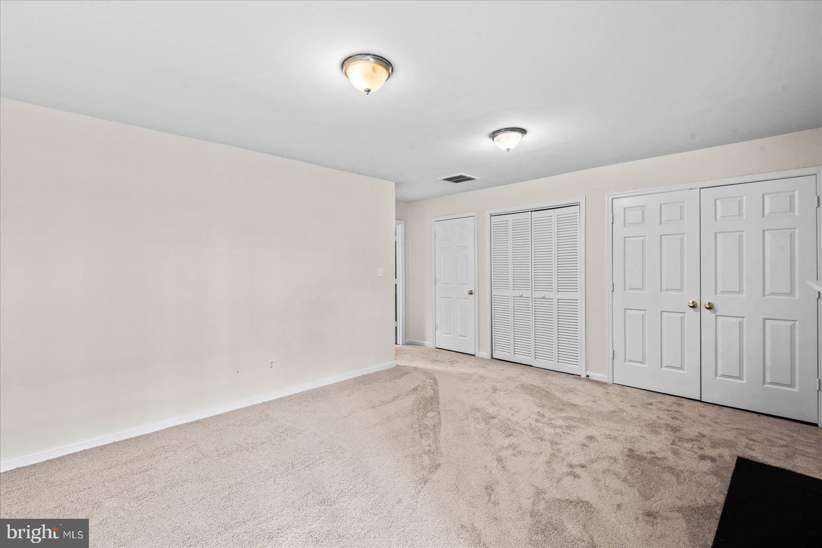 CHARLESTOWN COMMONS - Residential