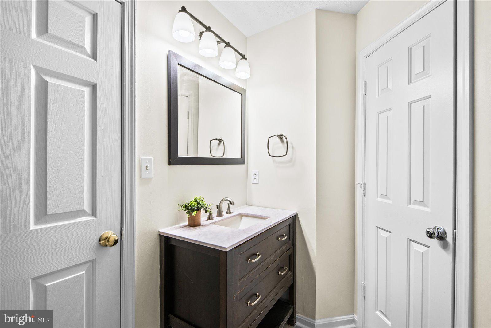 CHARLESTOWN COMMONS - Residential