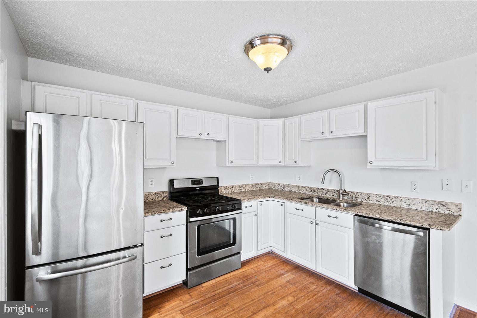 CHARLESTOWN COMMONS - Residential