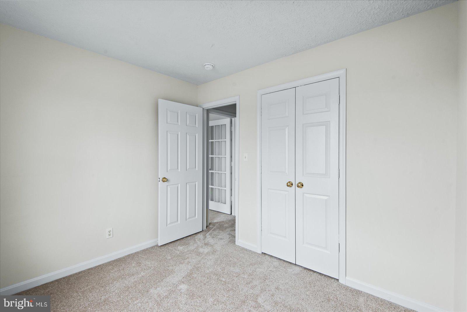 CHARLESTOWN COMMONS - Residential