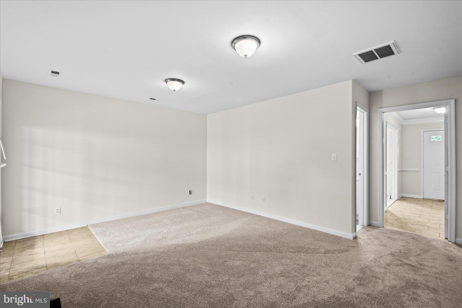 CHARLESTOWN COMMONS - Residential