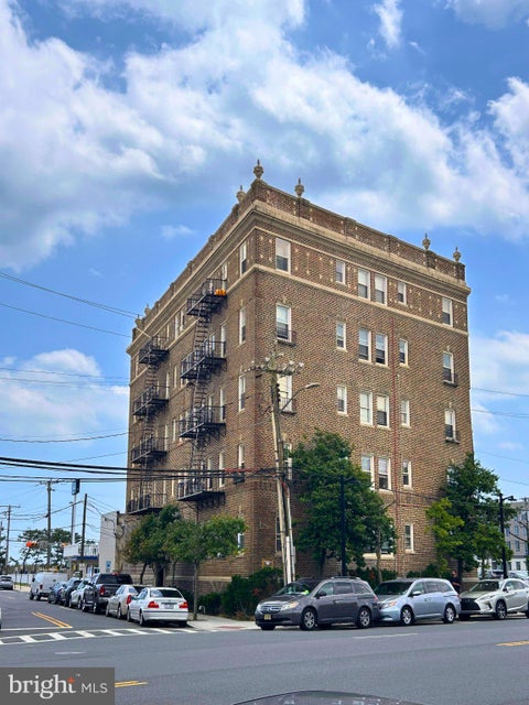 Condo For Sale - 2 S Hartford Avenue #C1<br/> ATLANTIC CITY, NJ 08401