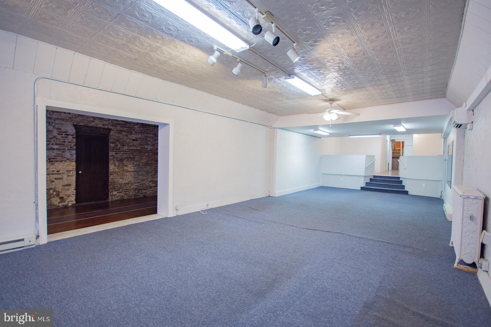 CITY OF MARTINSBURG - Commercial Lease