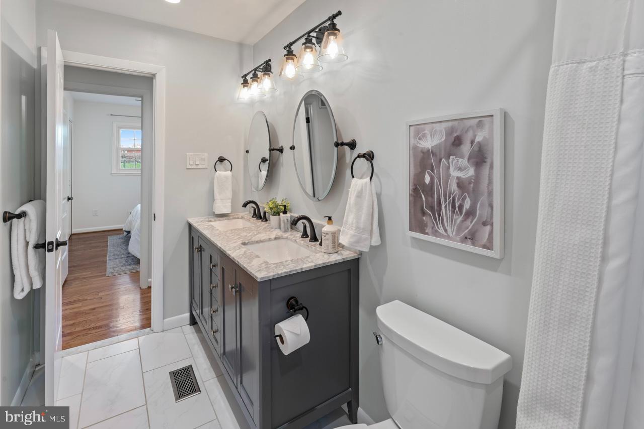 COLLINGWOOD SPRINGS - Residential