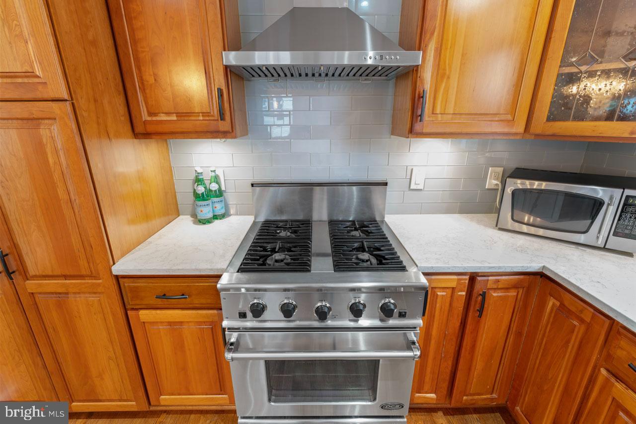 COLLINGWOOD SPRINGS - Residential