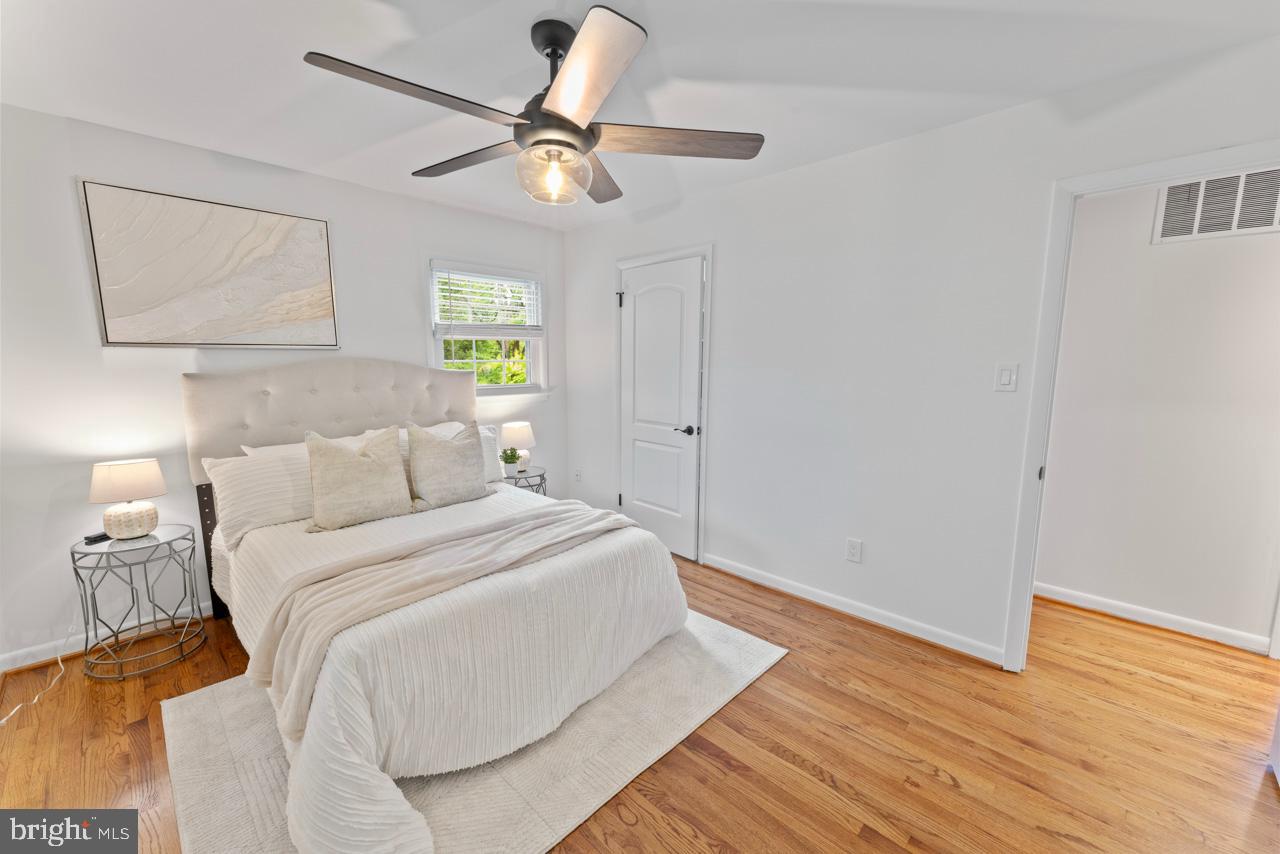 COLLINGWOOD SPRINGS - Residential